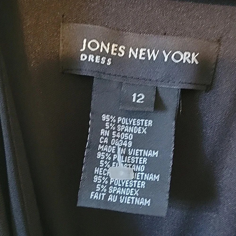 Jones New York Black Maxi Dress Size 12 Sleeveless Ruched Stretch Evening Work - Picture 2 of 4